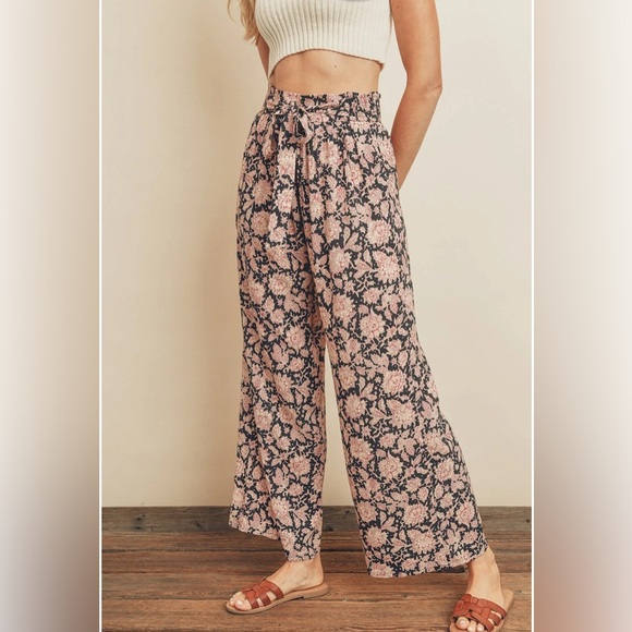 Dress Forum Catalina Pants Size Small - Picture 1 of 7